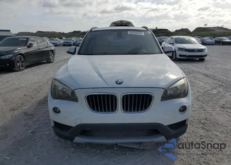 2014 BMW X1 Sdrive28I из США, поврежденный, VIN WBAVM1C57EVW54198